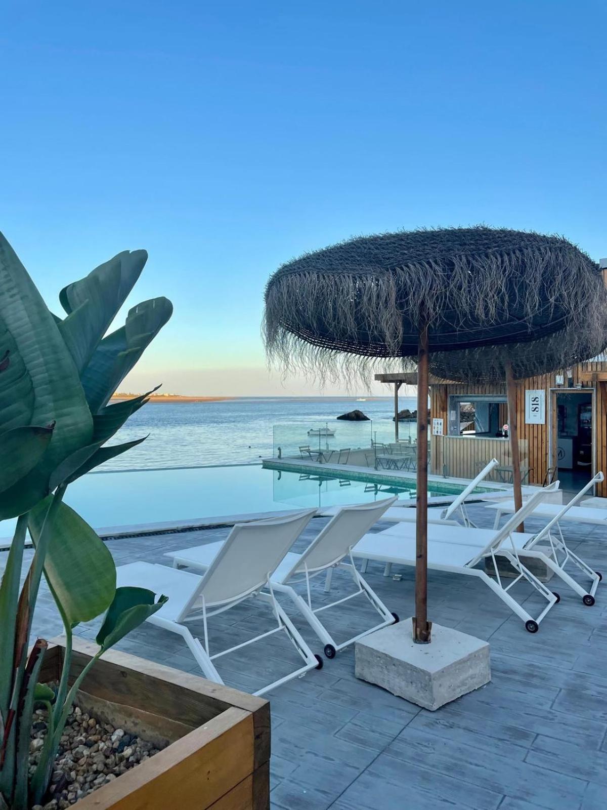 818 Centro Nautico Bungalows Вила-Реал-ди-Санту-Антониу Экстерьер фото