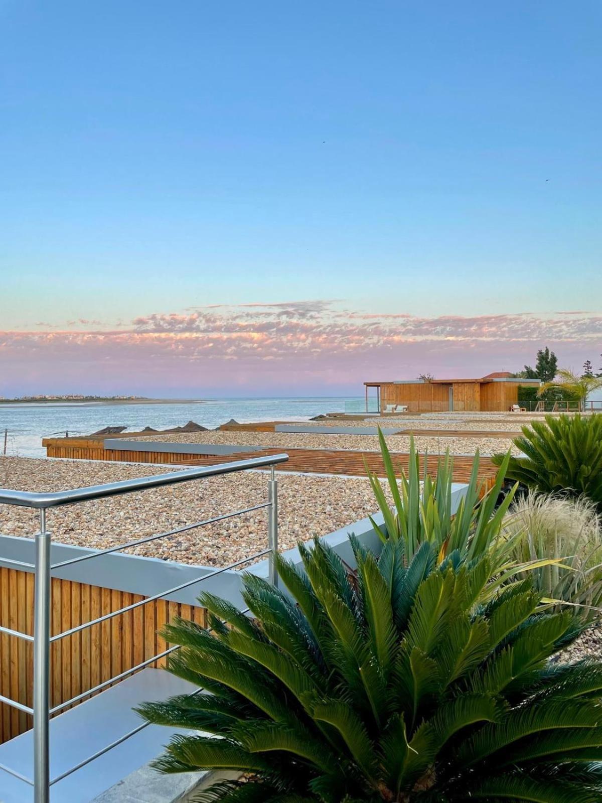 818 Centro Nautico Bungalows Вила-Реал-ди-Санту-Антониу Экстерьер фото